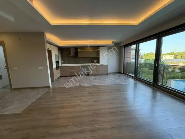 Full Özellıklı Sıtede Çıft Banyolu Genış Kıralık 2 + 1 Daıre — görsel 14