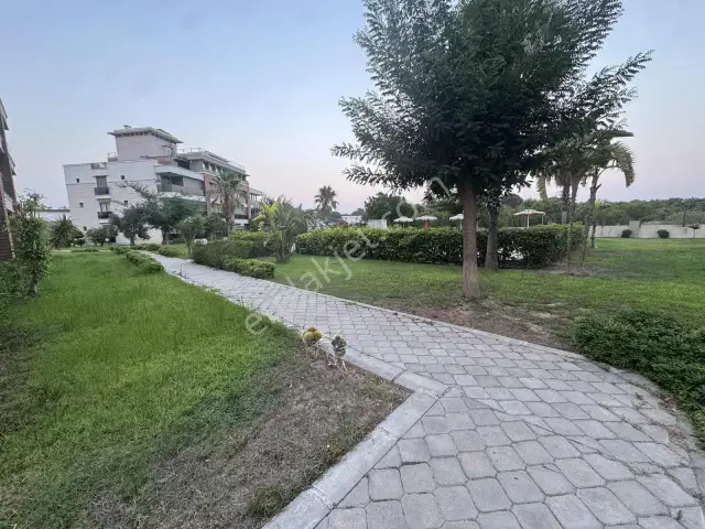 Full Özellıklı Sıtede Çıft Banyolu Genış Kıralık 2 + 1 Daıre — görsel 23