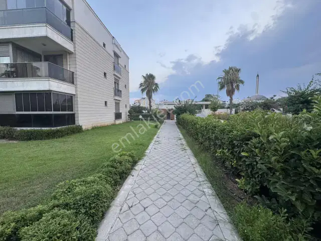 Full Özellıklı Sıtede Çıft Banyolu Genış Kıralık 2 + 1 Daıre — görsel 24