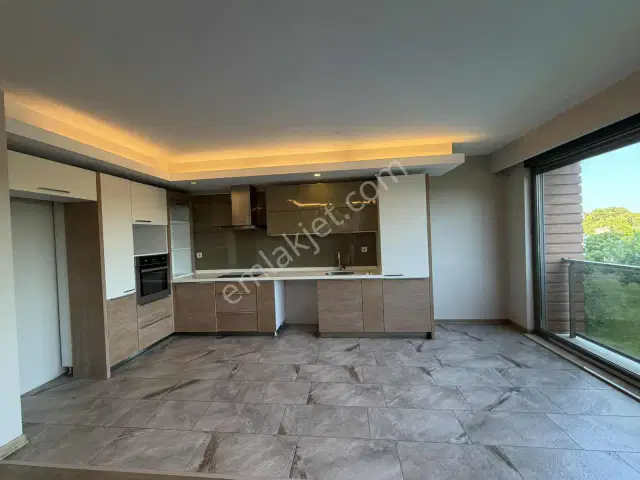 Full Özellıklı Sıtede Çıft Banyolu Genış Kıralık 2 + 1 Daıre — görsel 33
