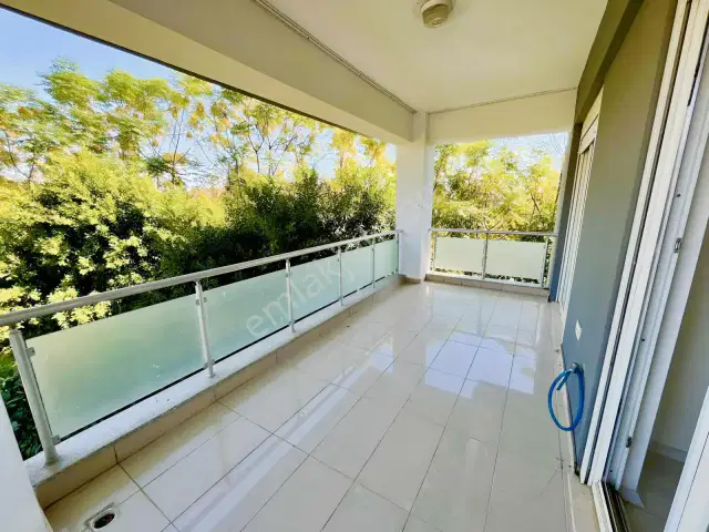 Site | Müstakil Villa | Havuz | Kapalı Otopark | Güvenlik — görsel 3