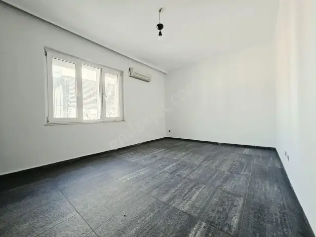 Eski Lara Yolunda, Ofis Olmaya Uygun, Geniş Ve Kullanışlı Daire — görsel 3
