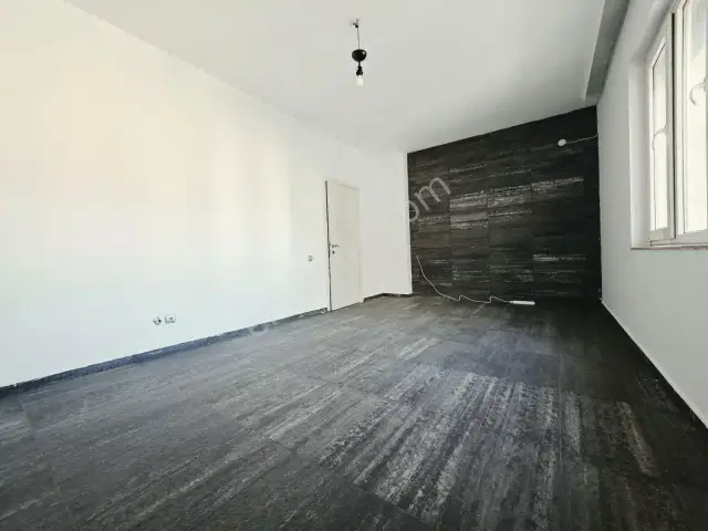 Eski Lara Yolunda, Ofis Olmaya Uygun, Geniş Ve Kullanışlı Daire — görsel 4