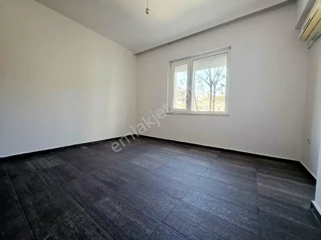 Eski Lara Yolunda, Ofis Olmaya Uygun, Geniş Ve Kullanışlı Daire — görsel 29