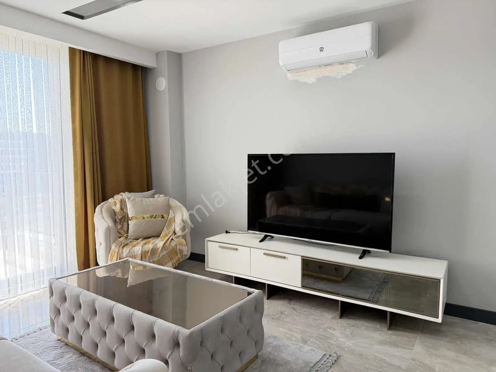 Altıntaş'ta Donanımlı Site İçinde 1+1 Eşyalı Kiralık Daire — görsel 23