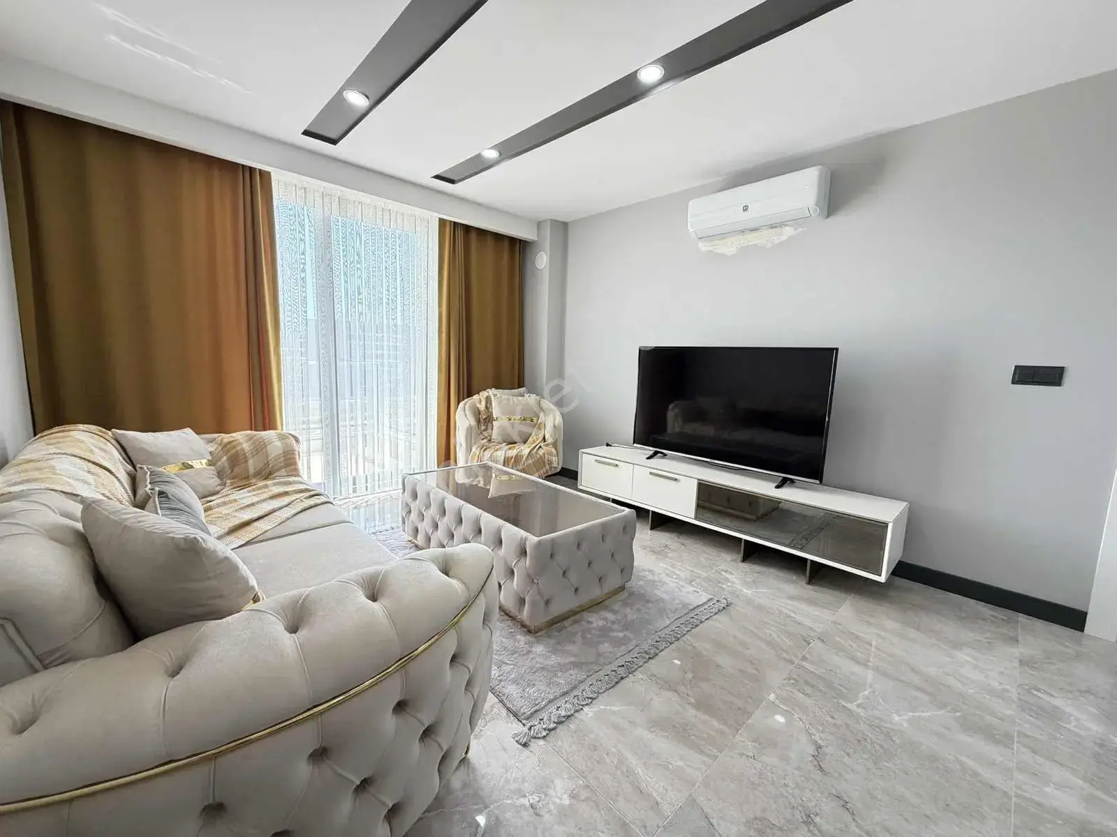 Altıntaş'ta Donanımlı Site İçinde 1+1 Eşyalı Kiralık Daire — görsel 24