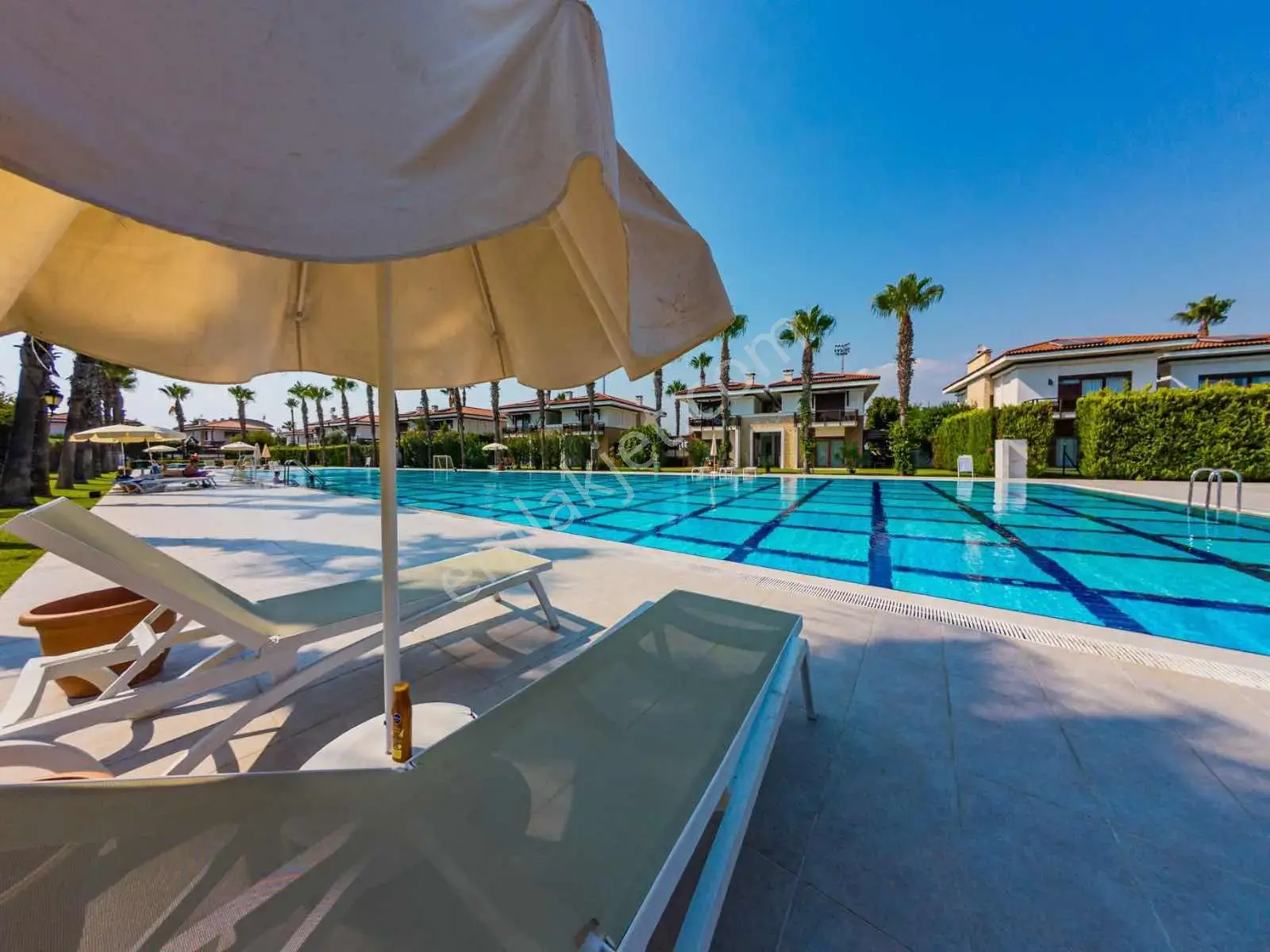 Ender Kortan'dan Kadriye'de 4+1 Kiralık Villa — görsel 5