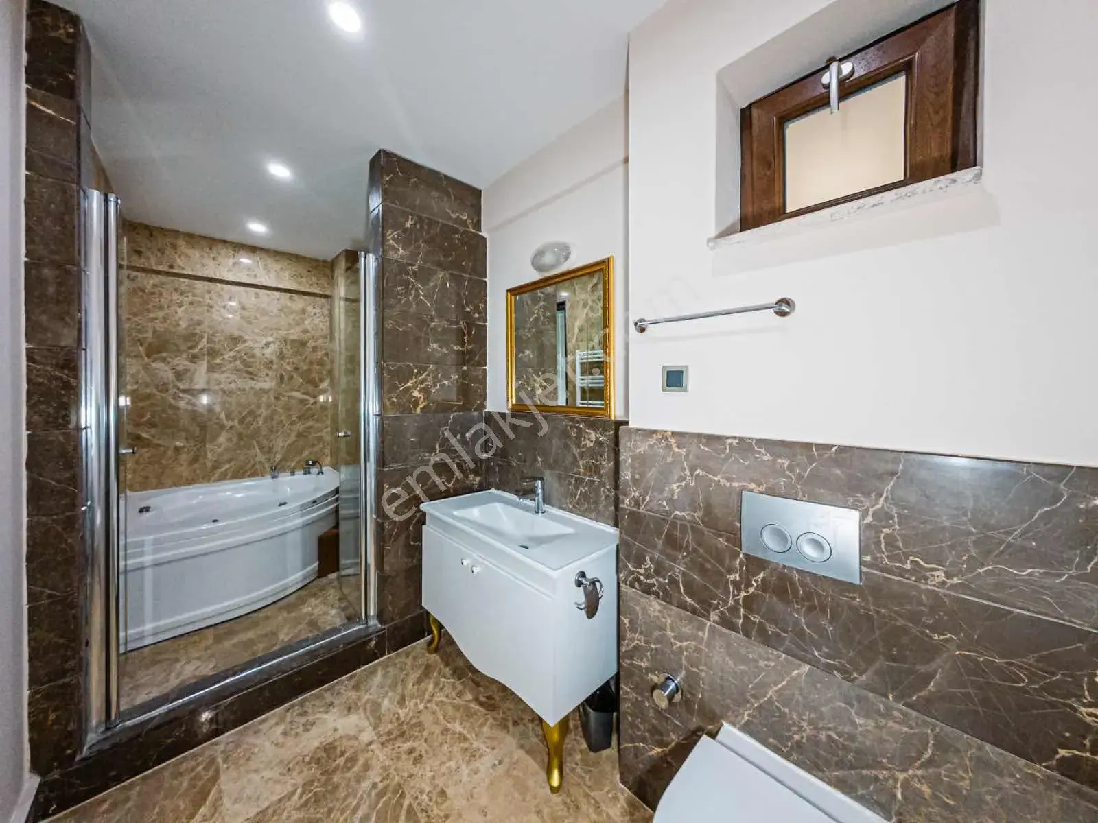Ender Kortan'dan Kadriye'de 4+1 Kiralık Villa — görsel 24