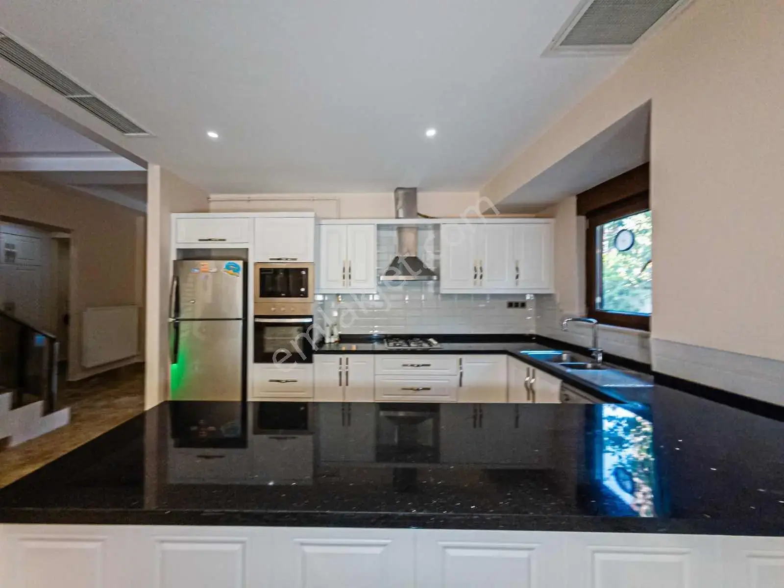 Ender Kortan'dan Kadriye'de 4+1 Kiralık Villa — görsel 33