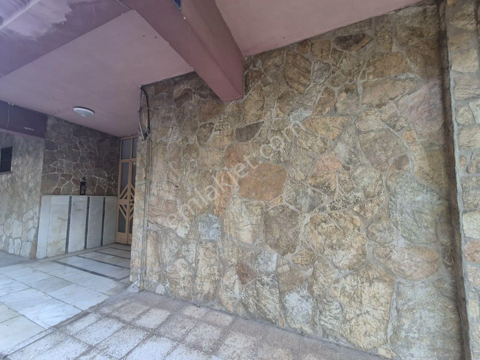 Muhteşem Bir Konumda Kiralık Ofis — görsel 3
