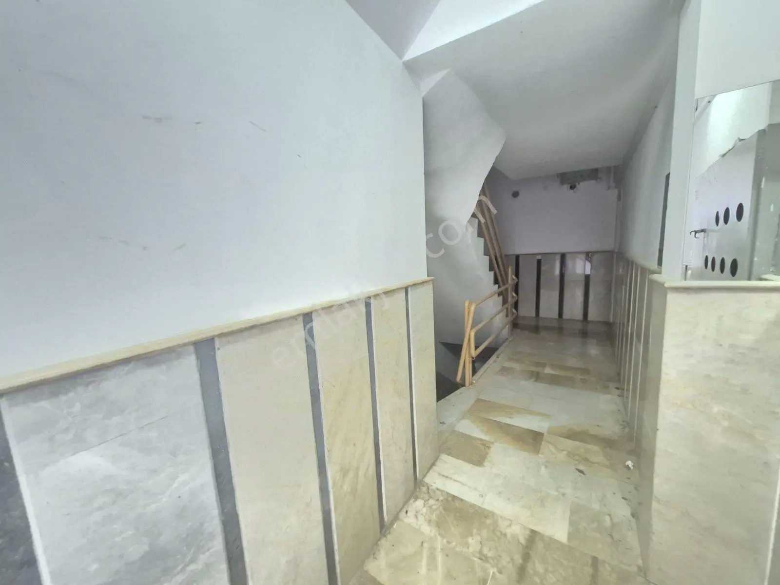 Muhteşem Bir Konumda Kiralık Ofis — görsel 4