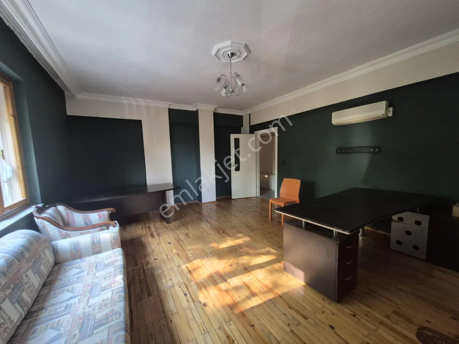 Muhteşem Bir Konumda Kiralık Ofis — görsel 8