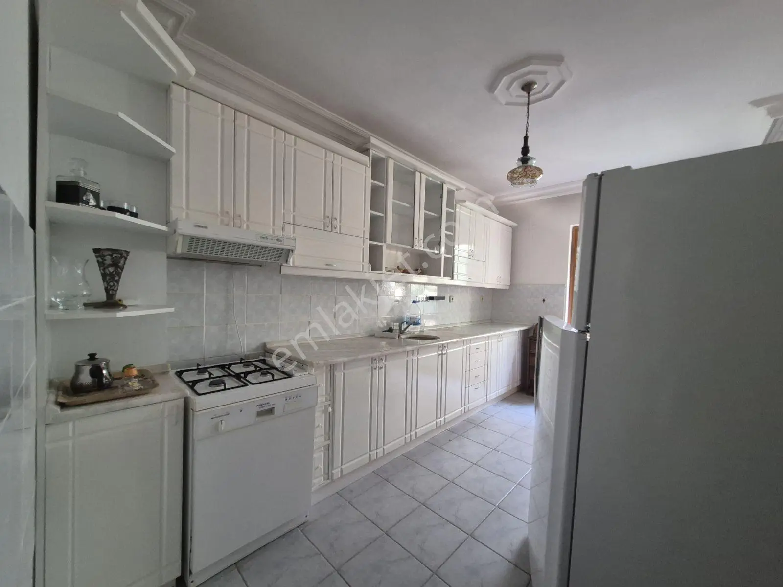 Muhteşem Bir Konumda Kiralık Ofis — görsel 11