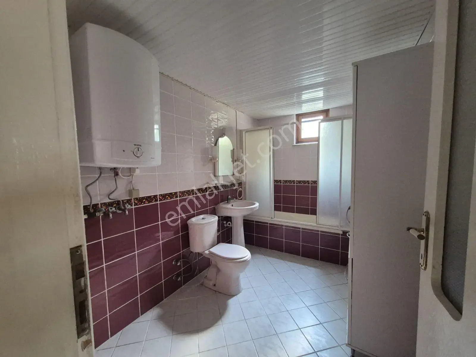 Muhteşem Bir Konumda Kiralık Ofis — görsel 18