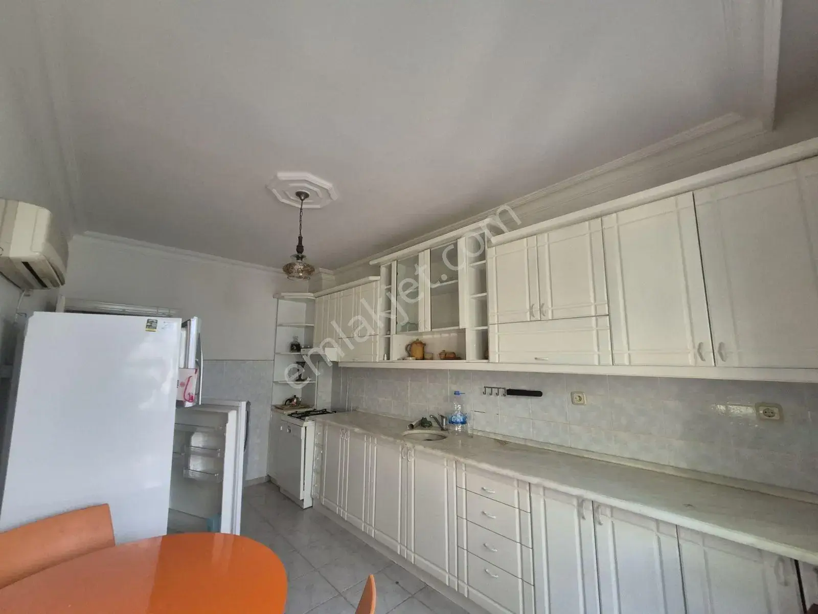 Muhteşem Bir Konumda Kiralık Ofis — görsel 22