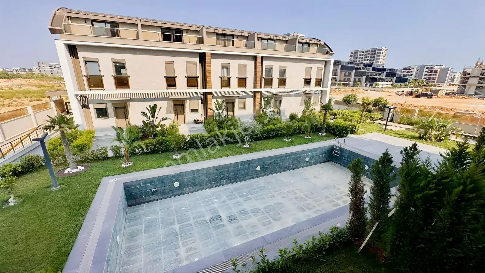 Havalimanı Yakını Site İçerisinde Eşyalı Kiralık Daire — görsel 10