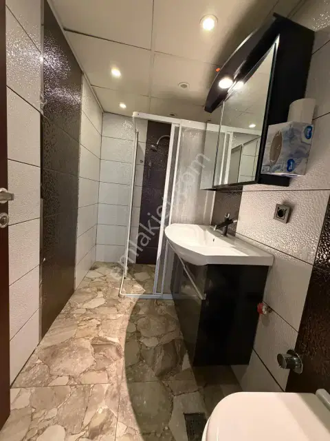 Kemerağzı Mahallesi Gaye Sitesinde Kiralık 3+1 Daire — görsel 22