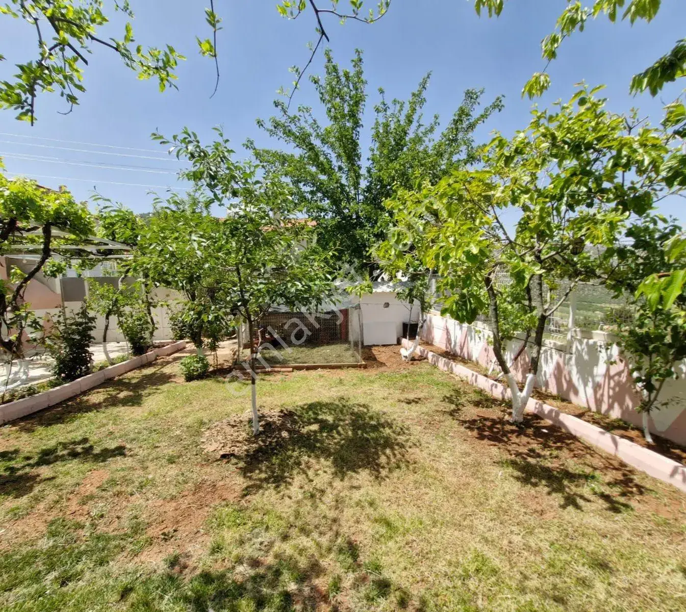 Korkuteli Söğütçük'te Meyve Bahçeli, Ruhsatlı Ve İskanlı Villa — görsel 2
