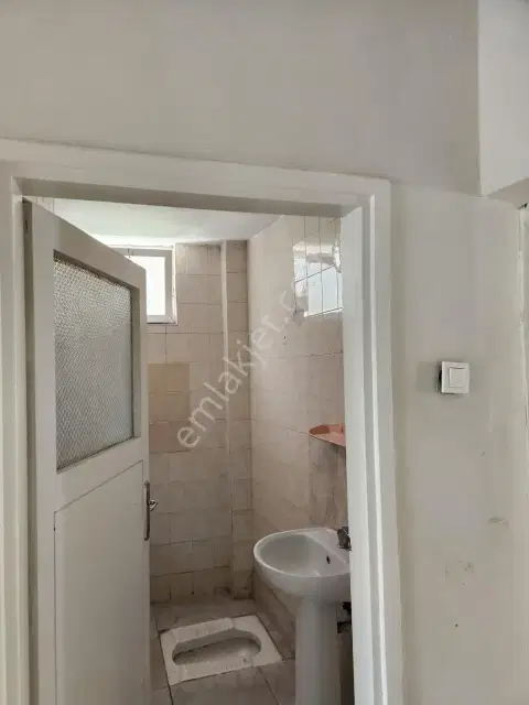Merkez 'de Güllük Caddeye Yakın 90 M2 2+1 Daire — görsel 9