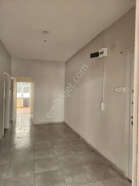 Merkez 'de Güllük Caddeye Yakın 90 M2 2+1 Daire — görsel 10