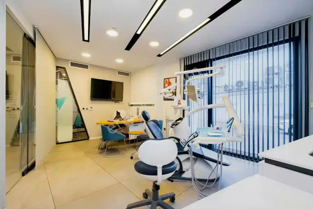 En İyi Lokasyon Emsalsiz Diş Kliniği — görsel 3