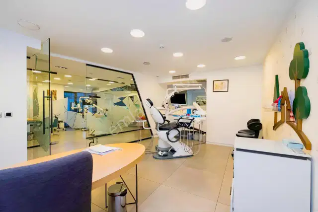 En İyi Lokasyon Emsalsiz Diş Kliniği — görsel 23