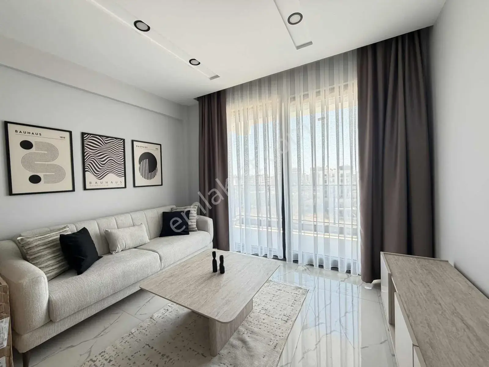 Altıntaşta Oturuma Hazır, Güney Cephe, Full Eşyalı 2+1 Kiralık — görsel 1
