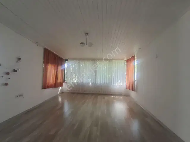 Lara Kent Sitesi'nde Kiralık 6+1 Müstakil Villa / Zu Vermieten — görsel 27