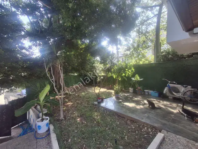 Lara Kent Sitesi'nde Kiralık 6+1 Müstakil Villa / Zu Vermieten — görsel 29