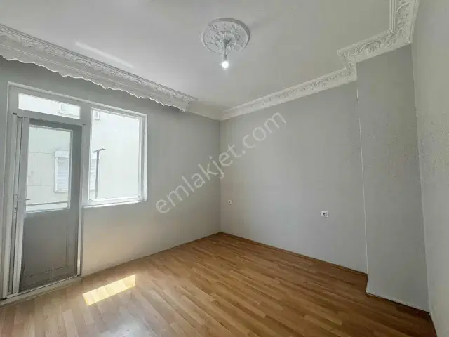Arık Caddesi Üzerinde Arakat 3+1 Kiralık Daire — görsel 11