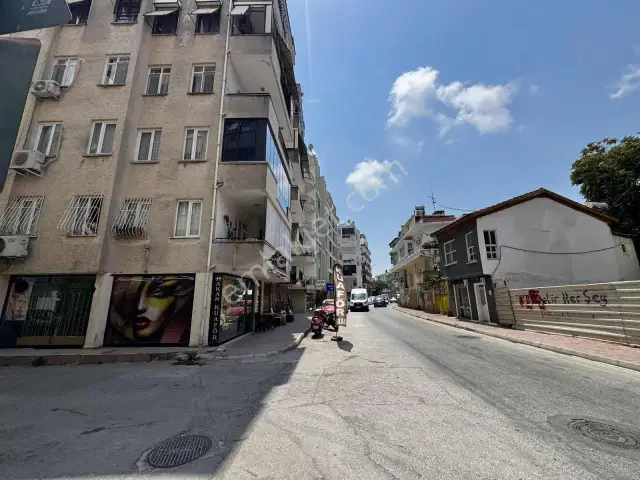 Arık Caddesi Üzerinde Arakat 3+1 Kiralık Daire — görsel 33
