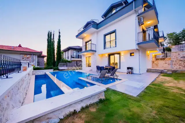 Burcu Konuk'dan Muhteşem Fırsat!bir Villa Fiyatına İkiz Villa — görsel 8