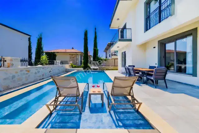 Burcu Konuk'dan Muhteşem Fırsat!bir Villa Fiyatına İkiz Villa — görsel 12