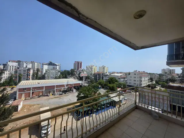 Örnekköy'de Kısmi Deniz Manzaralı Eşyalı Arakat 2+1 Daire — görsel 10