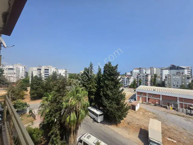 Örnekköy'de Kısmi Deniz Manzaralı Eşyalı Arakat 2+1 Daire — görsel 24
