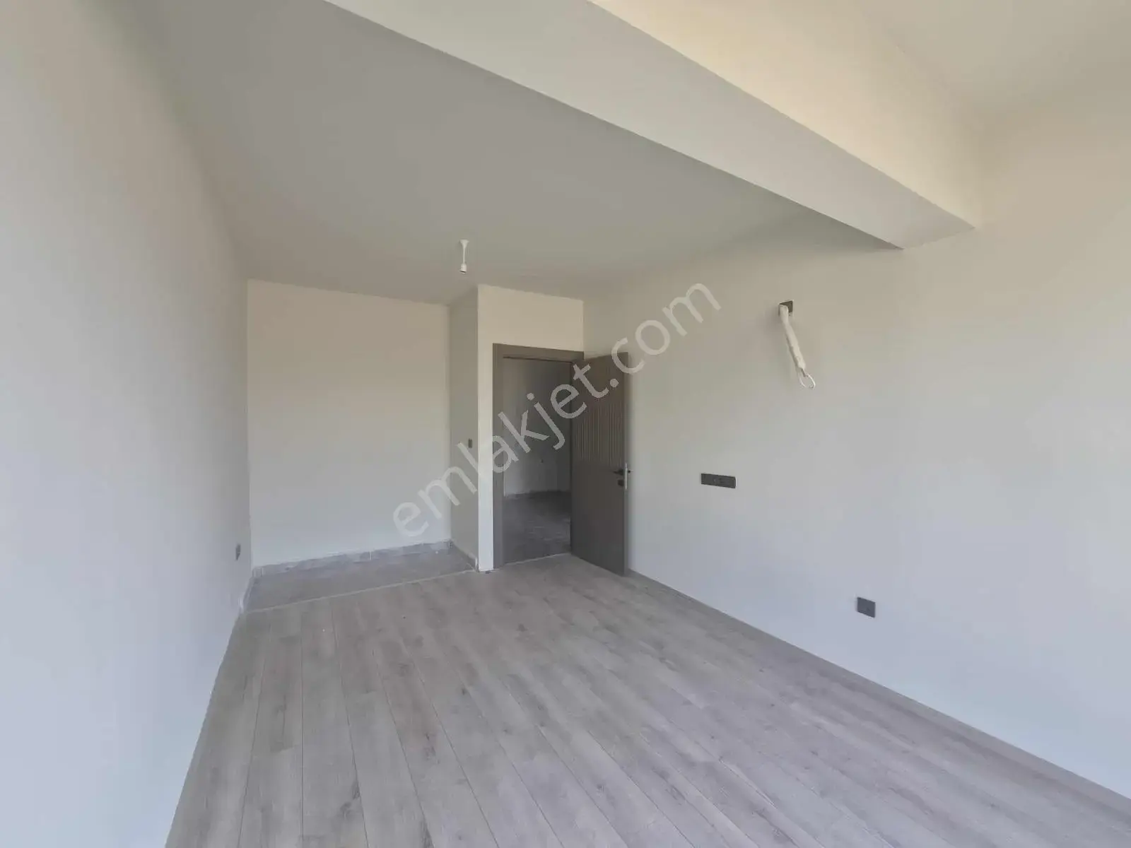 May Vision 'da Özel Havuzlu Bahçe Kullanımlı Loft 3+1 Daire — görsel 10