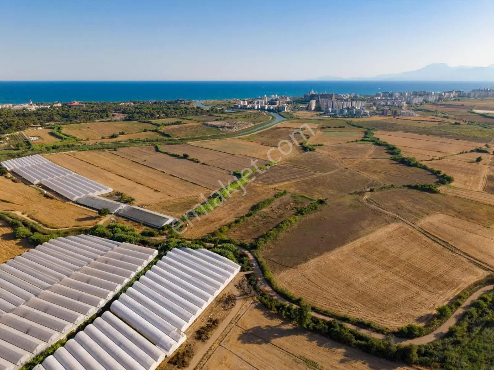 Acill Kundu Da İlk İmara Girecek Parsel Yola Cephe 3.640 M² — görsel 1
