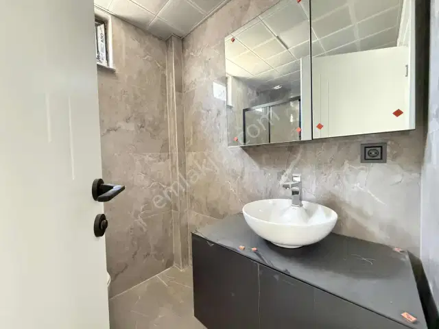 Altıntaş'ta 2+1 Katta 3 Cepheli Kiralık Daire — görsel 10