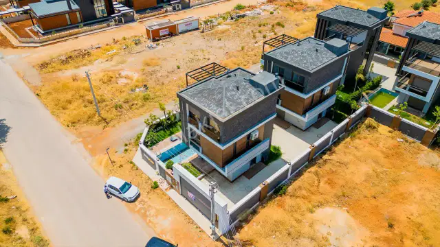 Döşemealtı Altınkale Sıfır Müstakil Havuzlu Kiralık 4+1 Villa — görsel 31