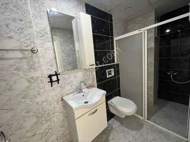 Havalimanı Yakını Arakat Satılık 2+1 Daire — görsel 7