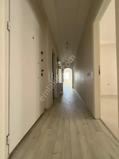 Havalimanı Yakını Arakat Satılık 2+1 Daire — görsel 9