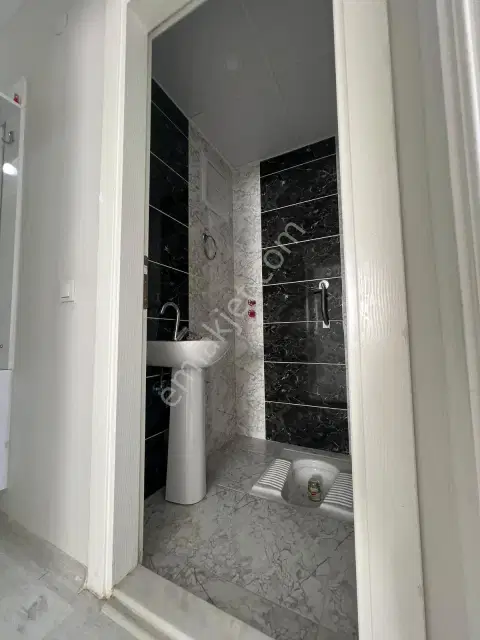 Havalimanı Yakını Arakat Satılık 2+1 Daire — görsel 16