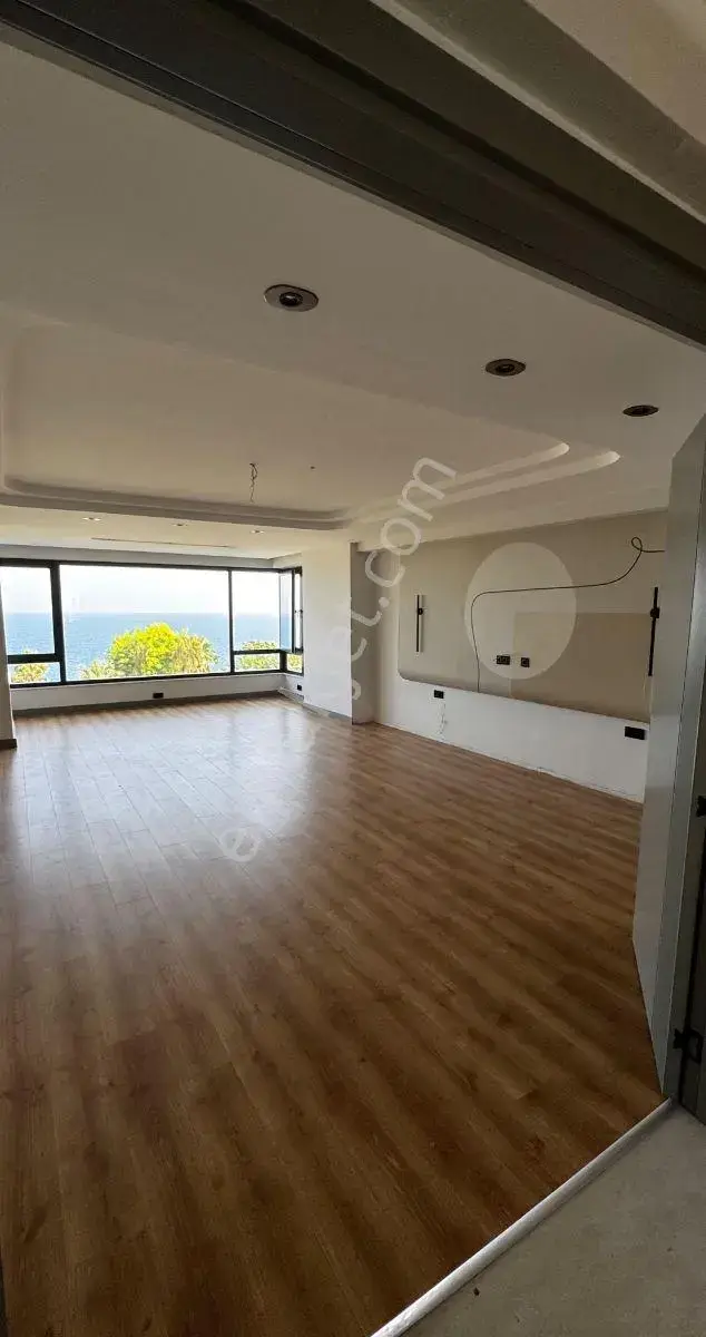 Fener'de Kiralık Full Deniz Manzaralı 260 M2 4+1 Havuzlu Site — görsel 2
