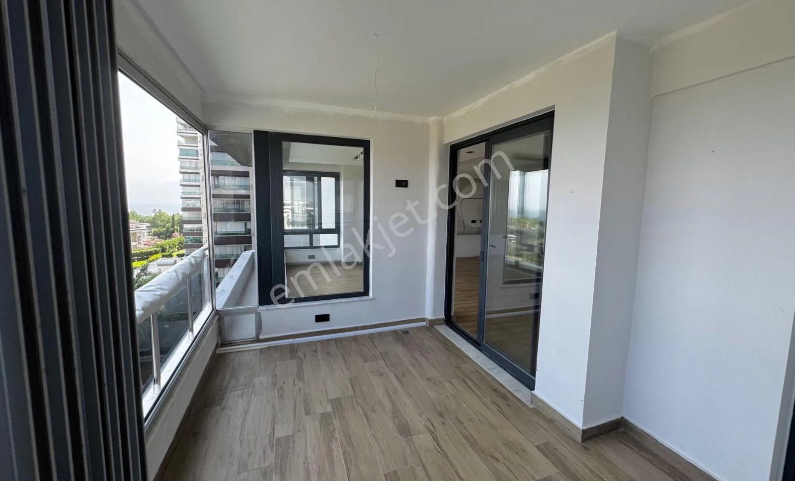 Fener'de Kiralık Full Deniz Manzaralı 260 M2 4+1 Havuzlu Site — görsel 12