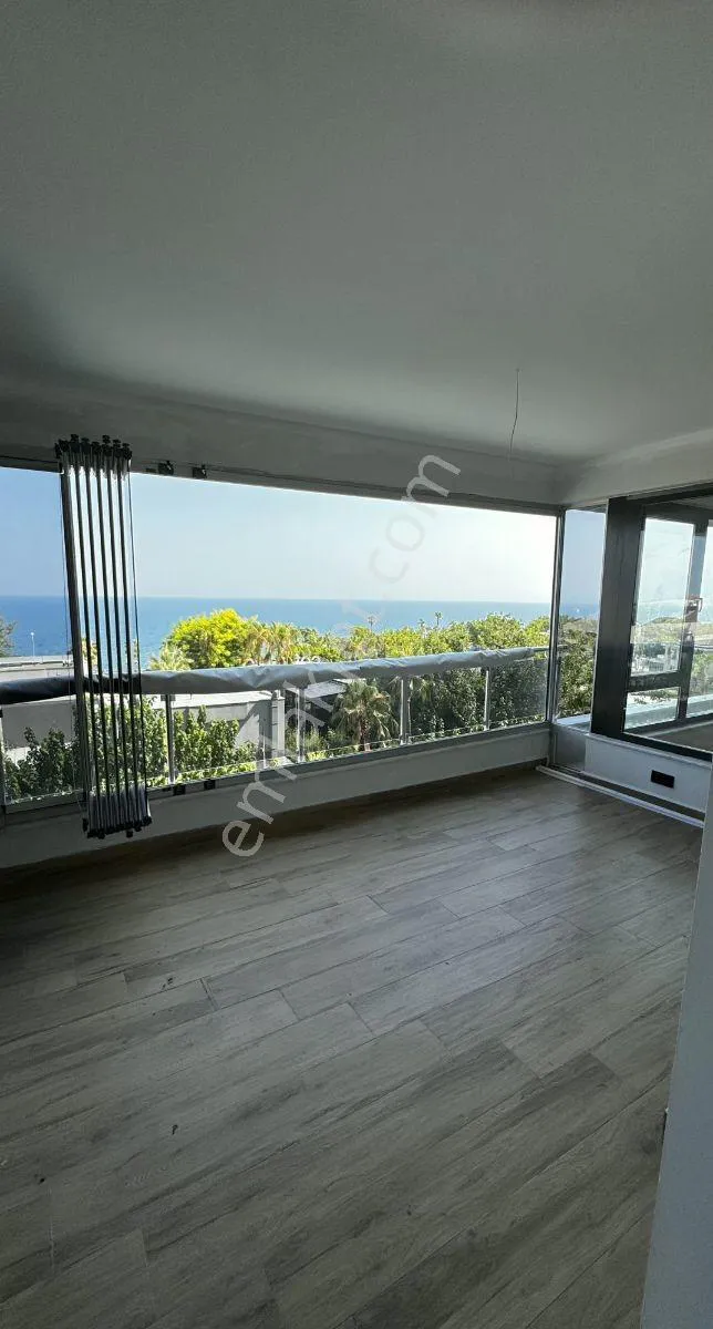 Fener'de Kiralık Full Deniz Manzaralı 260 M2 4+1 Havuzlu Site — görsel 13