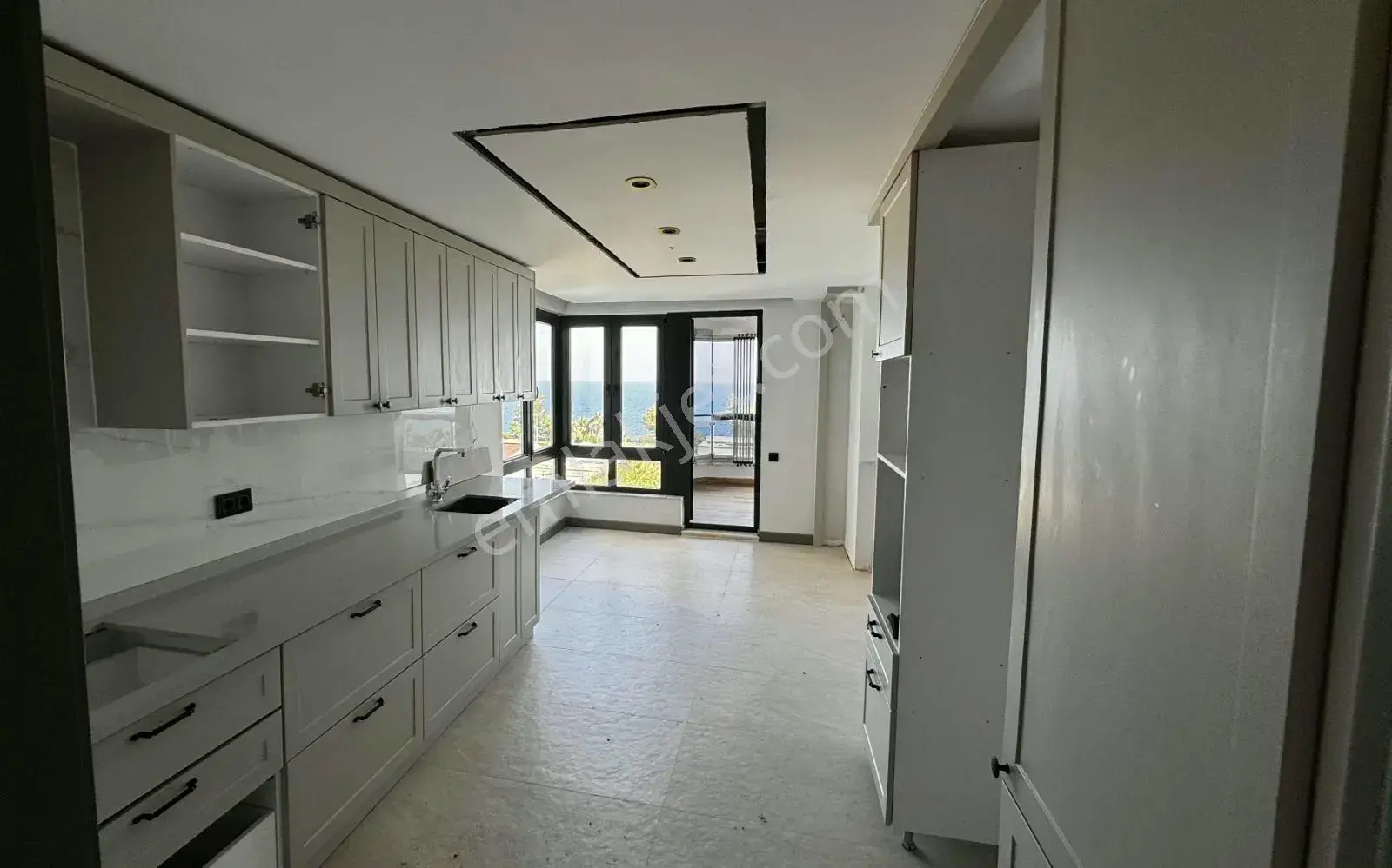 Fener'de Kiralık Full Deniz Manzaralı 260 M2 4+1 Havuzlu Site — görsel 16