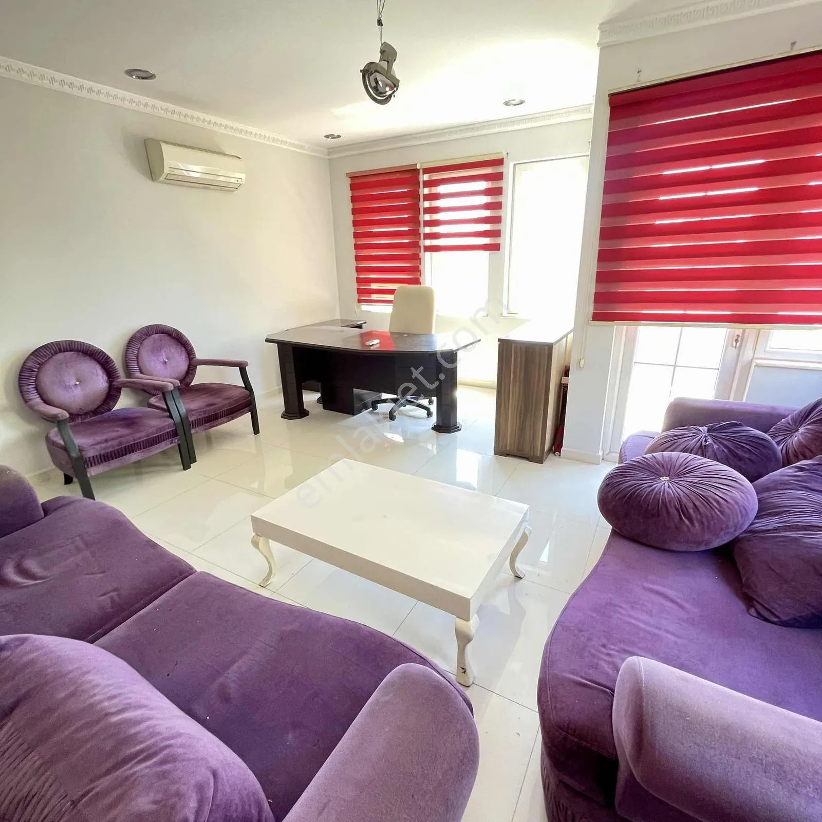 Şehrin Merkezinde Deniz Görünümlü Kiralık Bürü & Ofis — görsel 3
