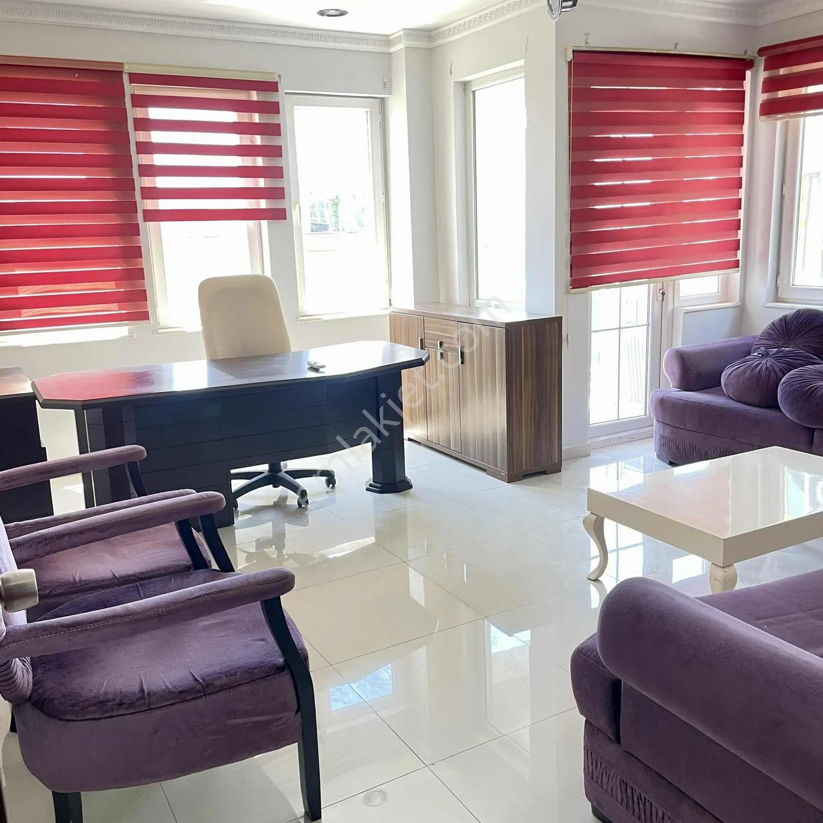 Şehrin Merkezinde Deniz Görünümlü Kiralık Bürü & Ofis — görsel 21