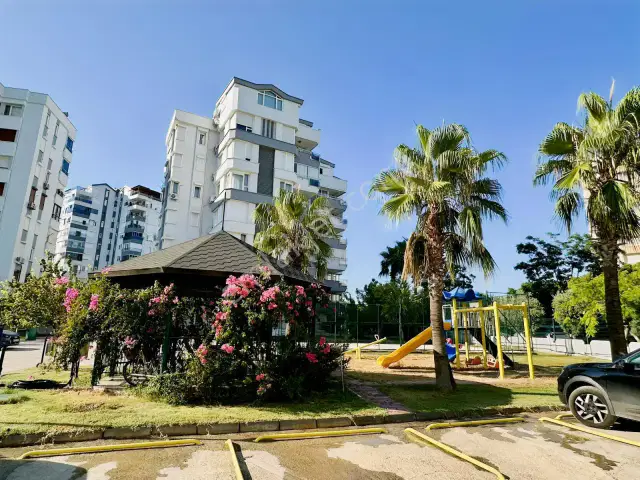 Çağlayan'da Denize 50 M İster Ofis , İster Mesken Olarak Kiralık — görsel 32