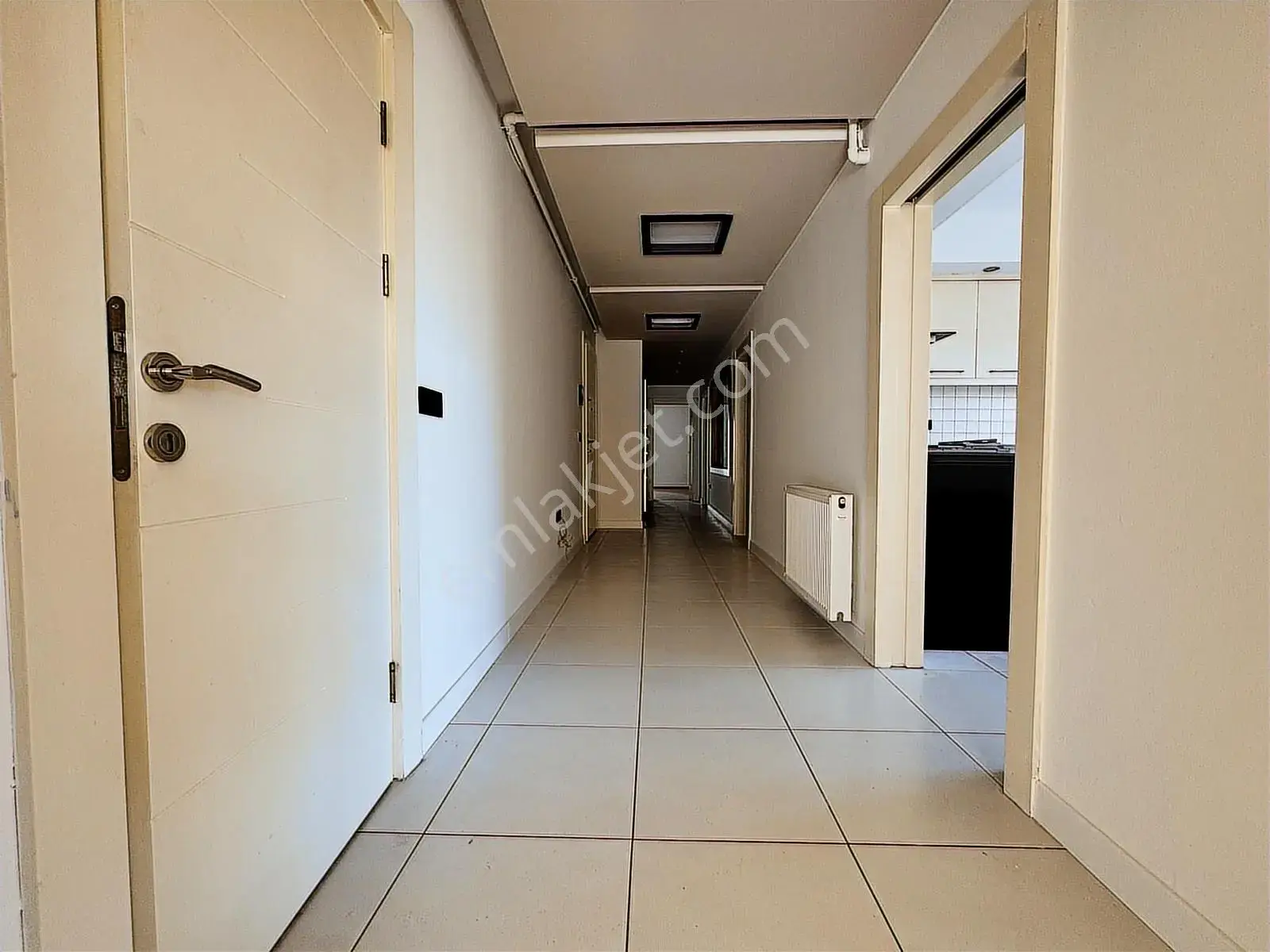 Meydankavağı'nda Sitede 3+1 Geniş Masrafsız Kiralık Boş Daire — görsel 14
